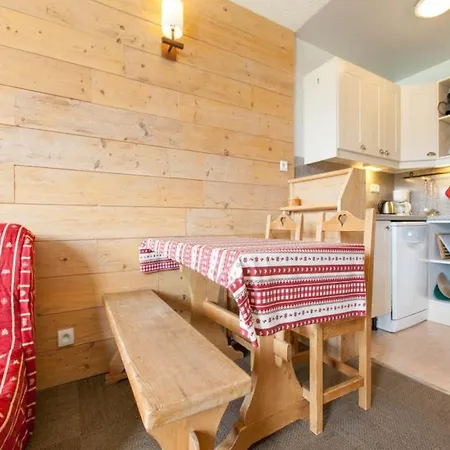 Intrets Apartment *